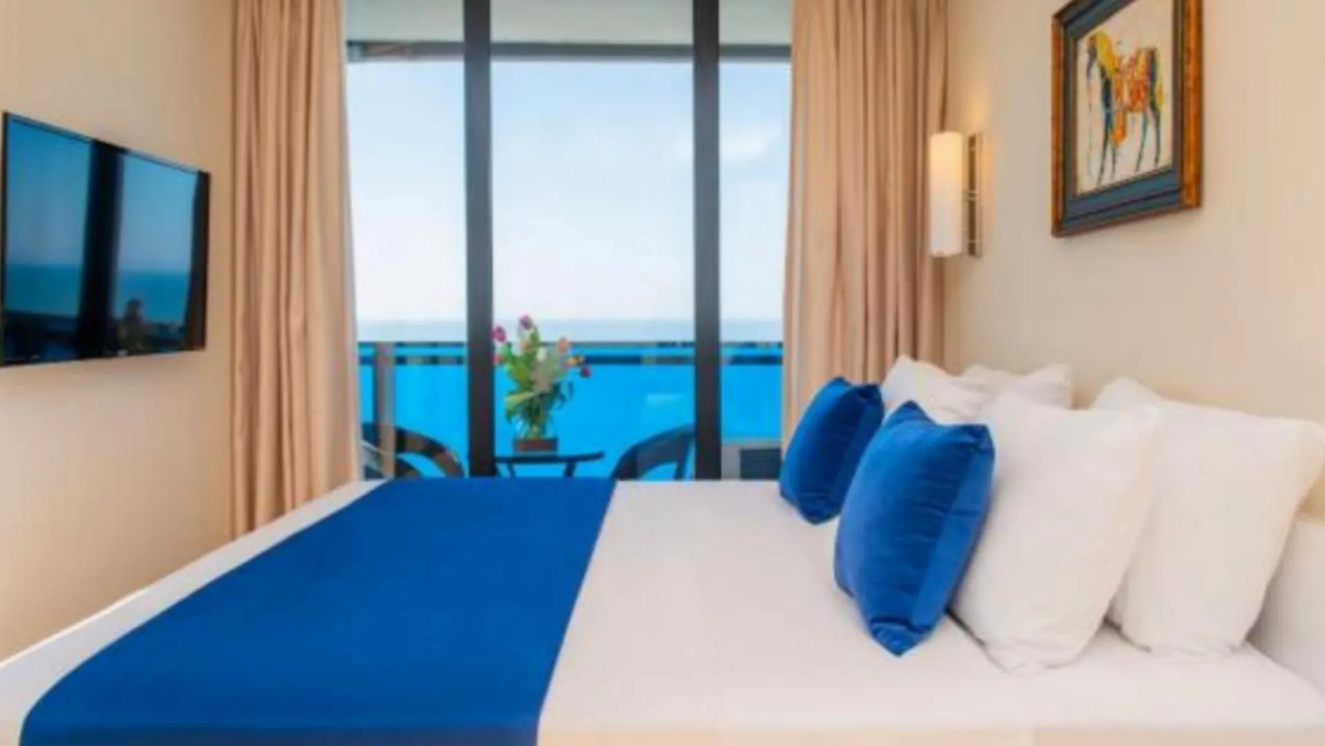 Elegance-Sea View Aparthotel In Orbi City Batumi