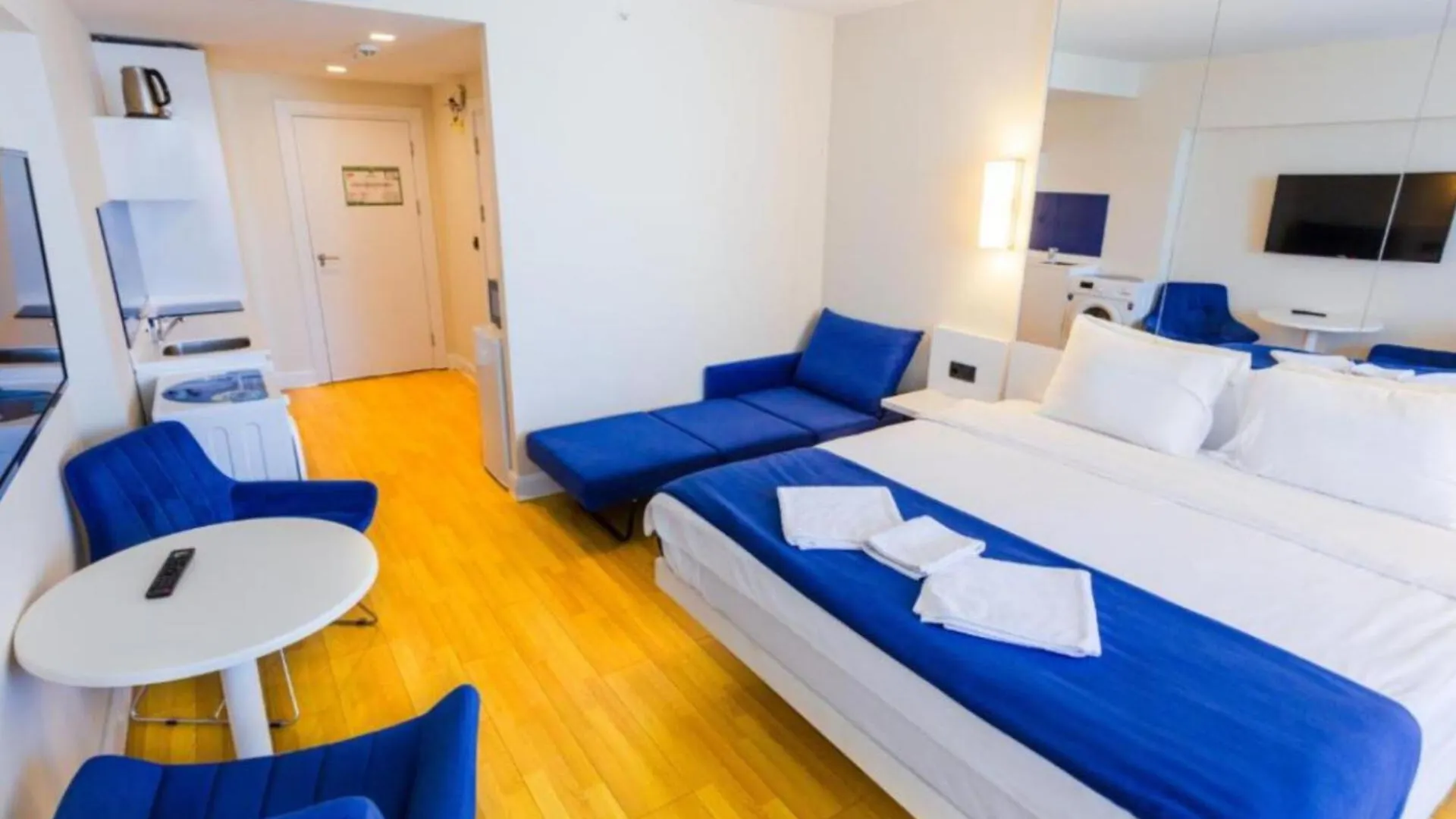 Apartment Elegance-Sea View Aparthotel In Orbi City Batumi