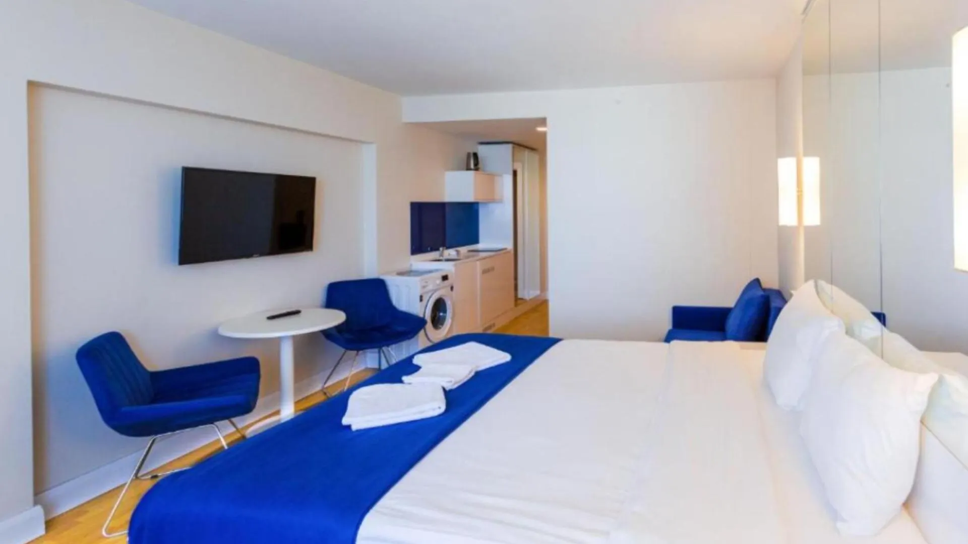 Elegance-Sea View Aparthotel In Orbi City Batumi